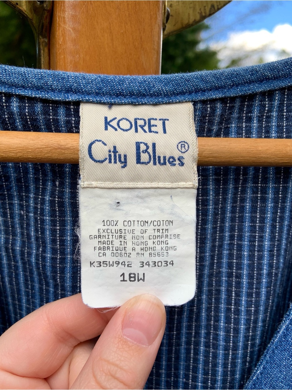 Vintage Plus Size Koret 90s Embroidered Flower Denim Vest - Size 18W - Picture 4 of 5